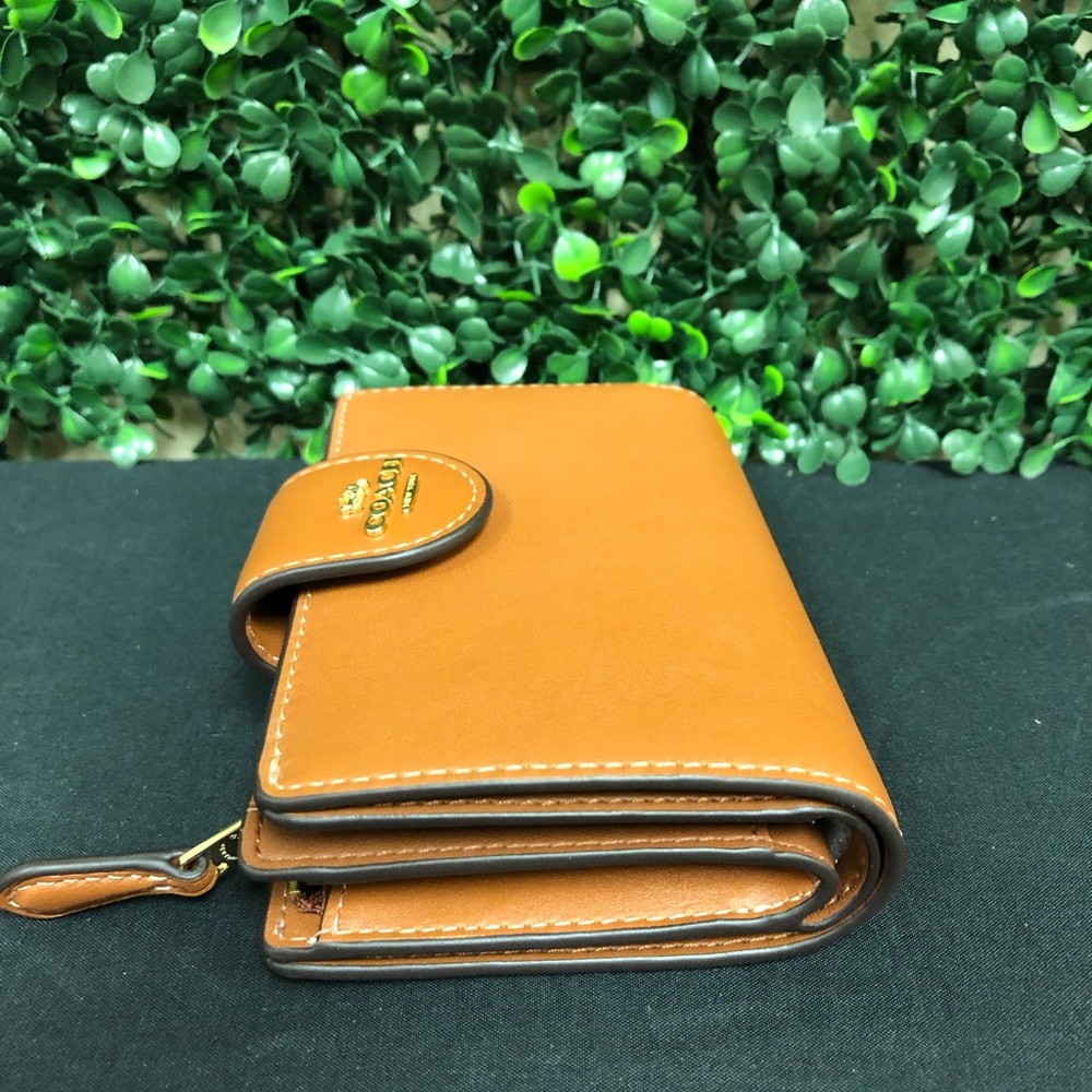 Coach Medium Corner Zip Wallet - Picture 6 of 11